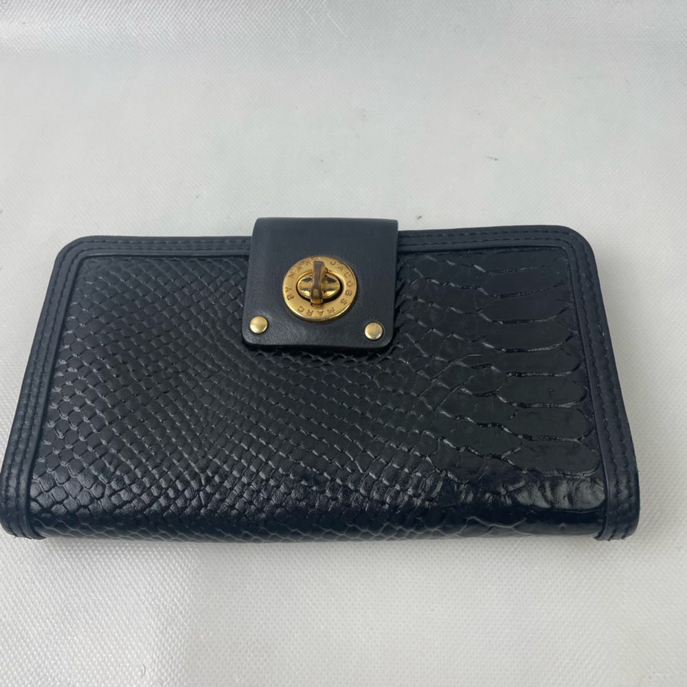 Marc by Marc Jacobs Turn-lock Black Clutch Wallet 7x4”